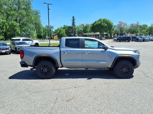 New 2026 GMC Canyon Elevation w/ Convenience Package AWD/4WD image 2