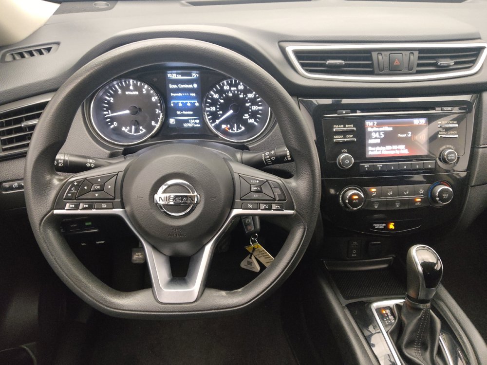 Used 2017 Nissan Rogue S AWD/4WD image 22