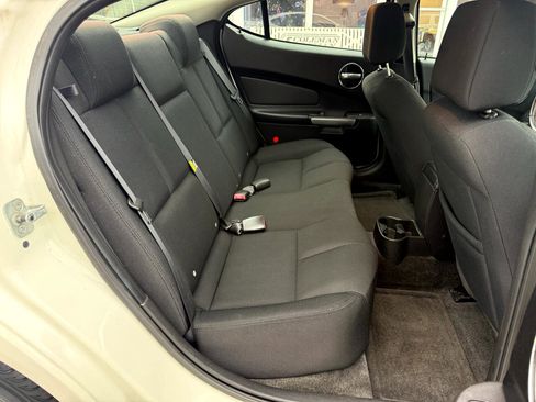 Used 2006 Pontiac Grand Prix w/ Preferred Package image 10