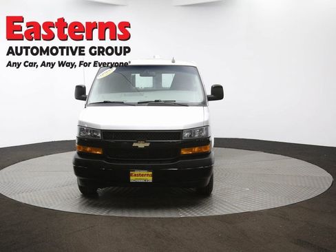 Used 2018 Chevrolet Express 2500 w/ Enhanced Convenience Package image 47