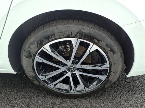 Used 2025 Volkswagen Jetta Sport FWD image 7