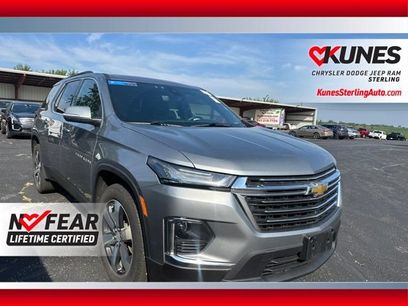 Used 2023 Chevrolet Traverse LT w/ LT Premium Package