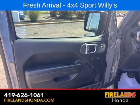 Used 2021 Jeep Wrangler Unlimited Sport AWD/4WD image 12