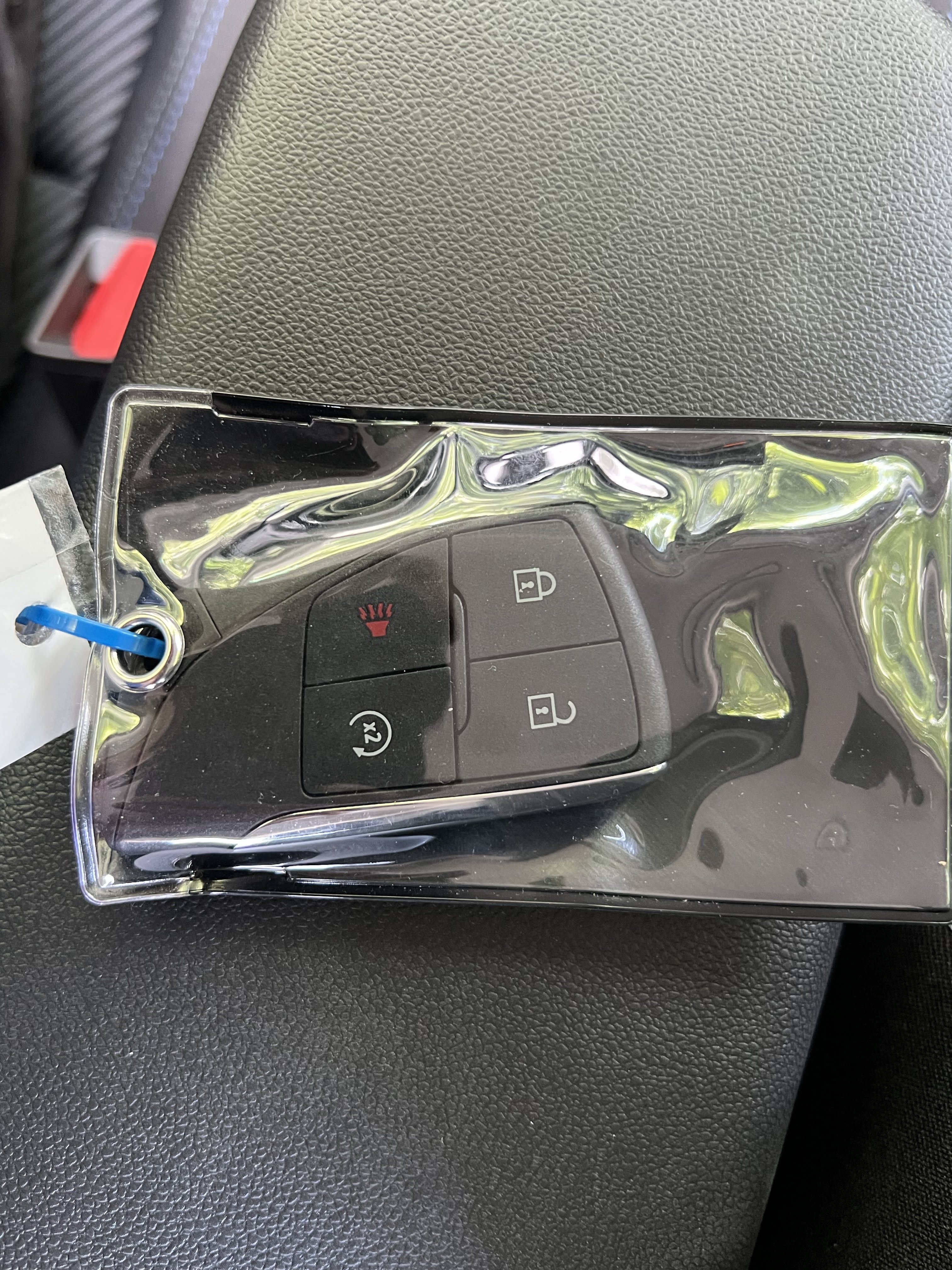 New 2027 Chevrolet Bolt LT w/ Comfort Package FWD image 36