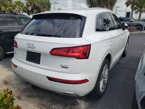 Used 2018 Audi Q5 2.0T Premium Plus w/ Premium Plus Package AWD/4WD image 4
