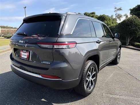 New 2025 Jeep Grand Cherokee Limited image 5