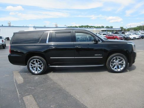 Used 2019 GMC Yukon XL Denali w/ Open Road Package AWD/4WD image 4
