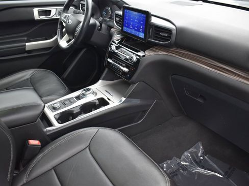 Used 2022 Ford Explorer Limited image 37