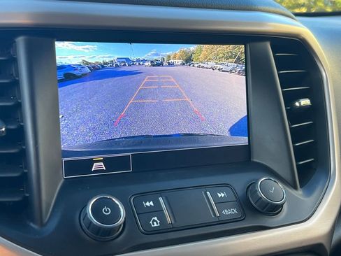 Used 2023 GMC Acadia Denali image 25