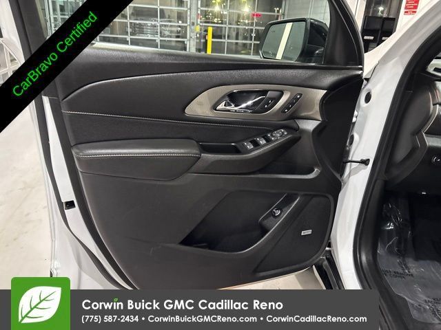 Certified 2023 Chevrolet Traverse Premier w/ Redline Edition AWD/4WD image 15