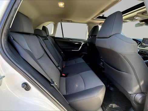 Used 2022 Toyota RAV4 XLE w/ Convenience Package AWD/4WD image 26