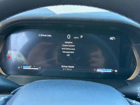 Used 2024 Jeep Grand Cherokee L Laredo image 25