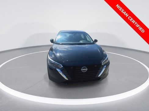 Certified 2025 Nissan Sentra SV image 3