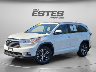 Used 2016 Toyota Highlander XLE