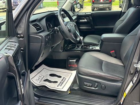 Certified 2023 Toyota 4Runner TRD Off-Road Premium w/ Off Road Premium Plus Package AWD/4WD image 13