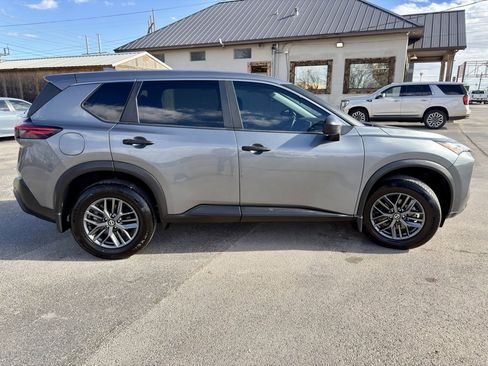 Used 2021 Nissan Rogue S image 7