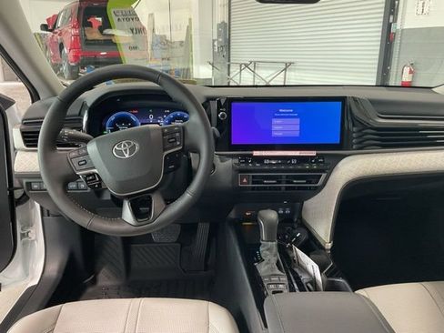 New 2026 Toyota Camry XLE image 12