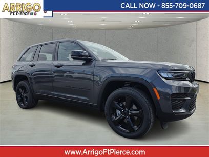 Used 2024 Jeep Grand Cherokee Altitude
