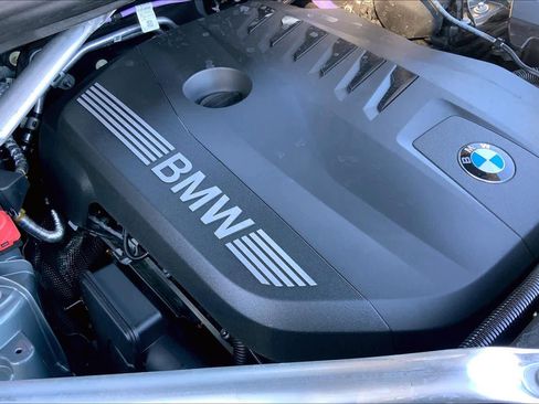 Certified 2025 BMW X5 xDrive40i w/ Premium Package image 31