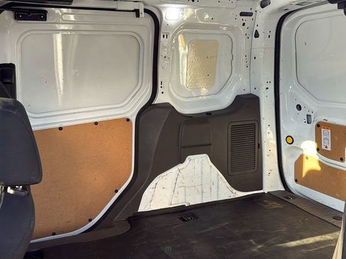 Used 2020 Ford Transit Connect XL image 11