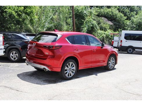 Used 2024 MAZDA CX-5 Signature AWD/4WD image 4