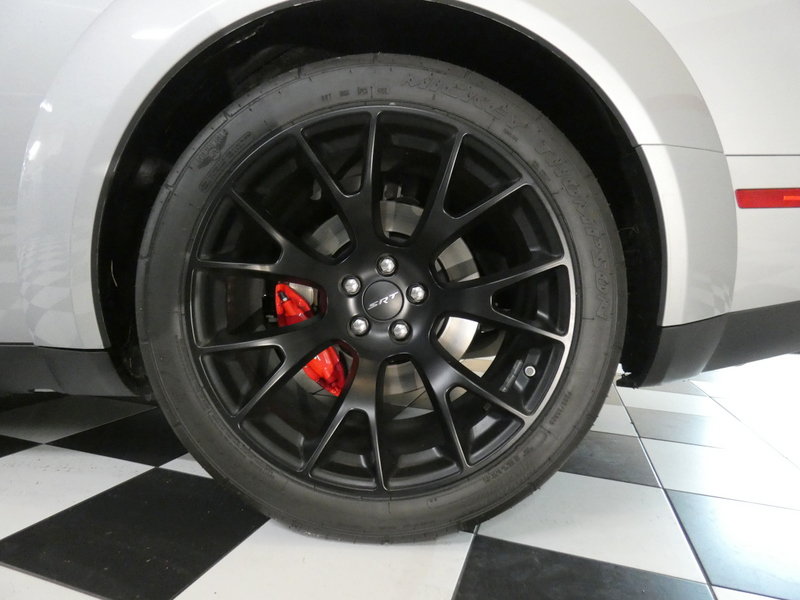 Used 2023 Dodge Challenger SRT Hellcat RWD image 6