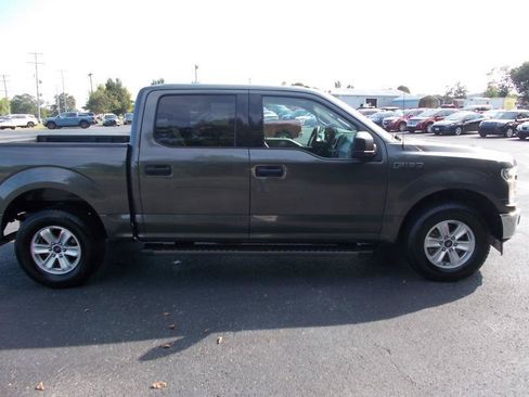 Used 2018 Ford F150 XLT RWD image 12