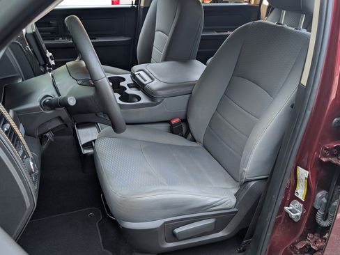 Used 2019 RAM 1500 Express w/ Express Value Package RWD image 15