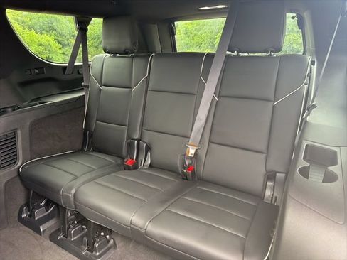 Used 2024 Cadillac Escalade ESV Premium Luxury AWD/4WD image 23