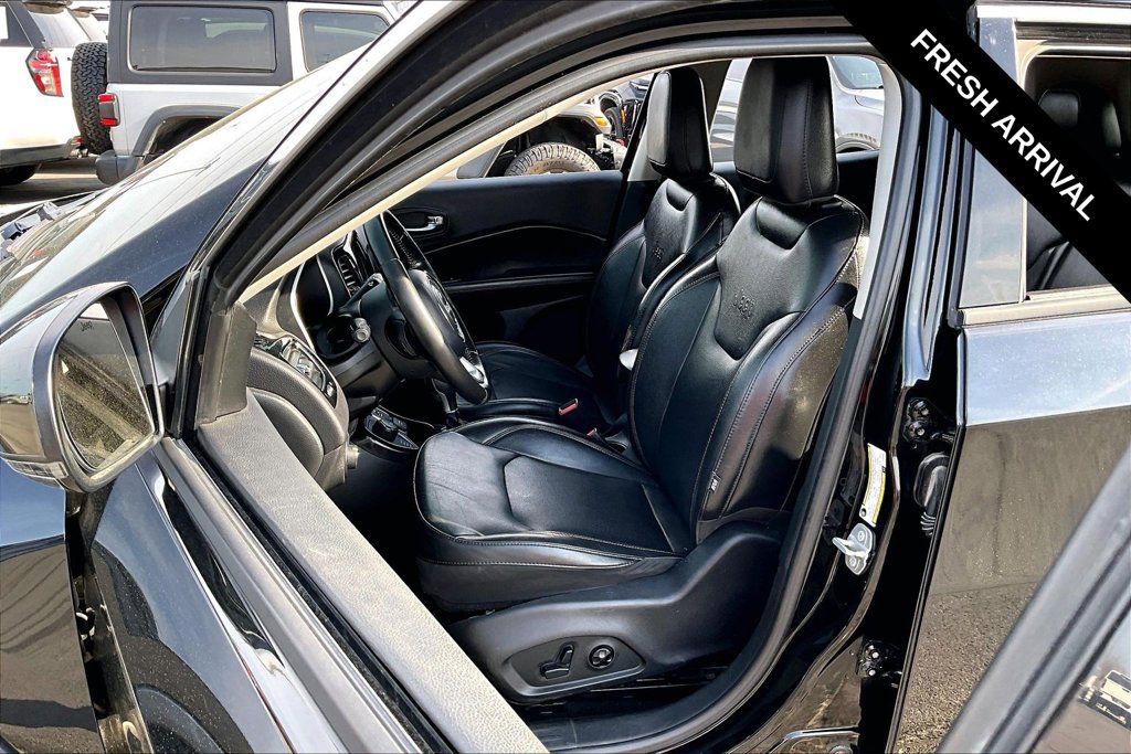 Used 2018 Jeep Compass Limited AWD/4WD image 20