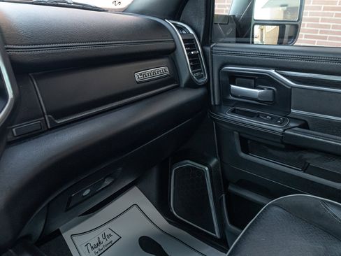 Used 2024 RAM 2500 Laramie w/ Night Edition AWD/4WD image 28