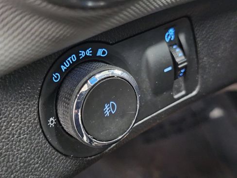 Used 2015 Chevrolet Sonic LTZ FWD image 29
