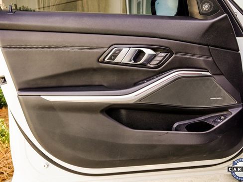 Used 2023 BMW M3 Competition w/ Executive Package image 32