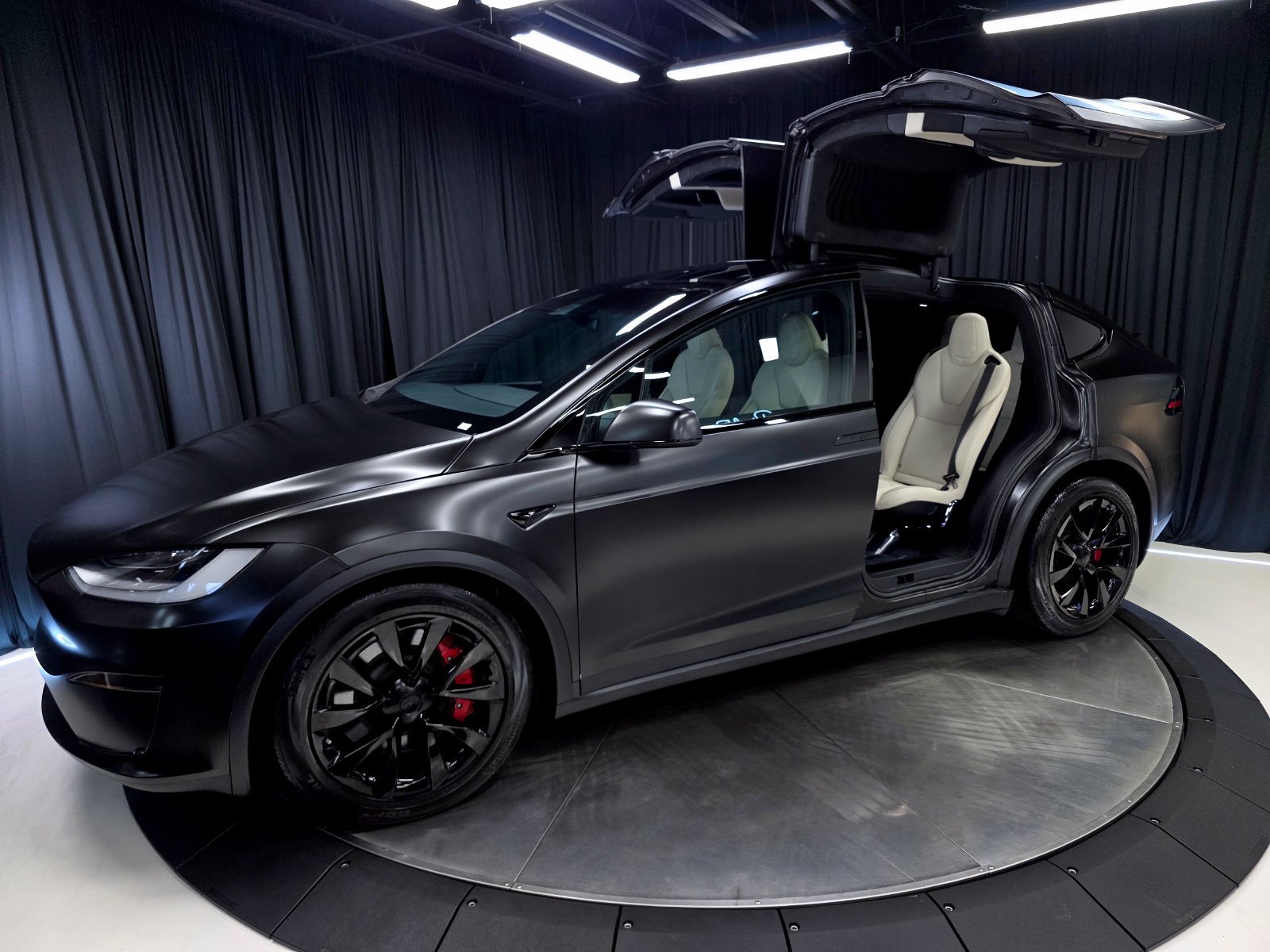 Used 2023 Tesla Model X Plaid AWD/4WD image 44