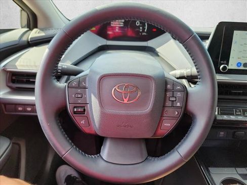 Used 2026 Toyota Prius LE FWD image 17