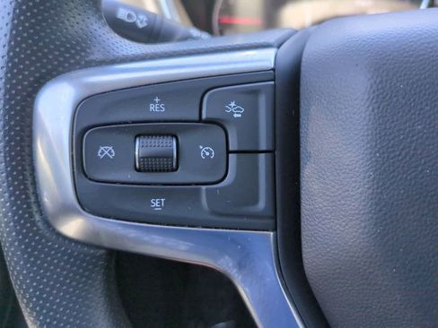 Used 2025 Chevrolet Blazer LT FWD image 23