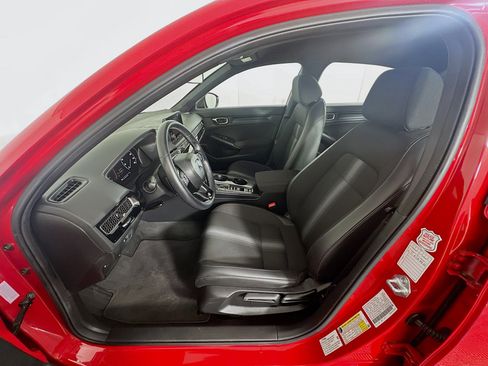 Used 2025 Honda Civic Sport image 13