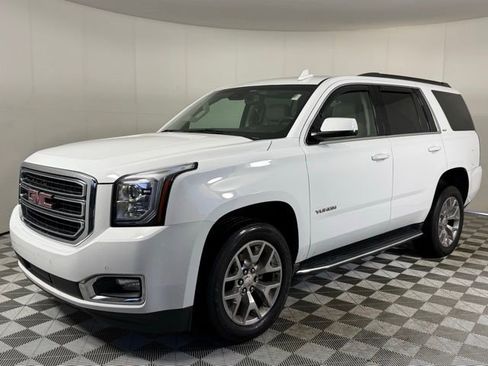 Used 2017 GMC Yukon SLT w/ Open Road Package image 2