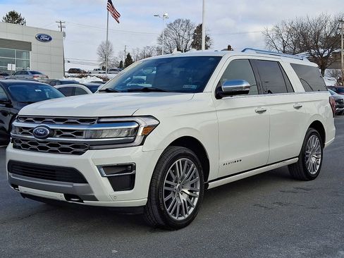 Certified 2022 Ford Expedition Max Platinum image 3
