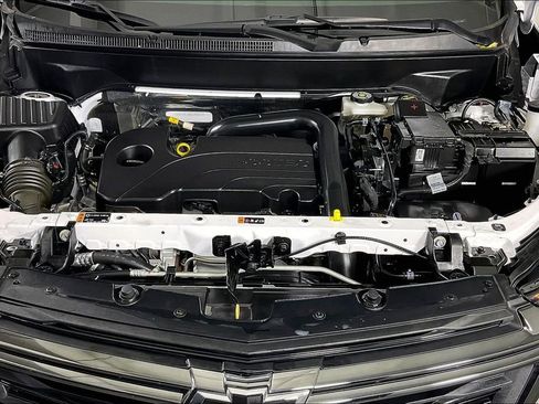 Used 2024 Chevrolet Equinox LS w/ LS Convenience Package image 13