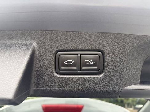 Certified 2024 Kia Telluride EX w/ EX Captain's Chair Package FWD image 47