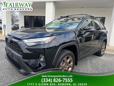 Used 2024 Toyota RAV4 AWD Hybrid image 2