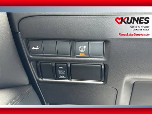 Used 2022 Nissan Armada SV w/ SV Appearance Package AWD/4WD image 47
