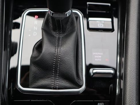 New 2026 Jeep Compass Latitude image 13