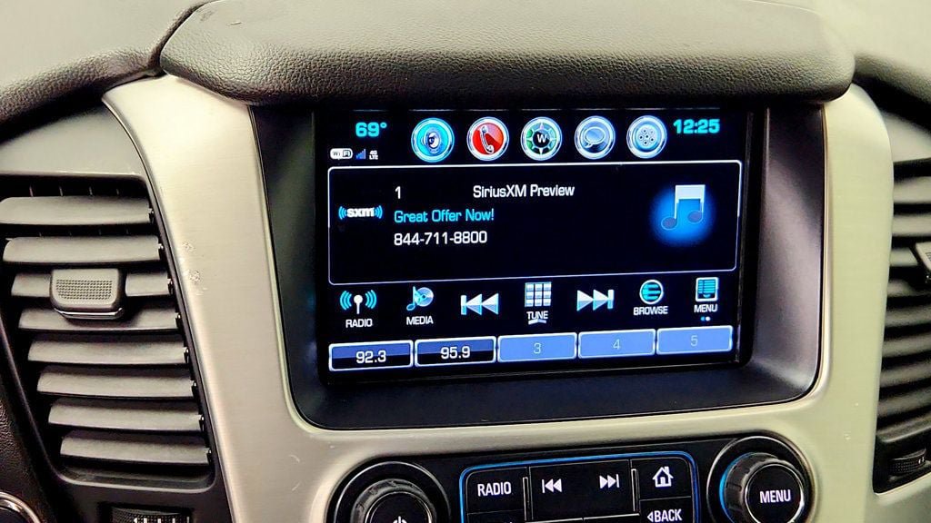 Used 2019 GMC Yukon XL SLT w/ Open Road Package AWD/4WD image 19