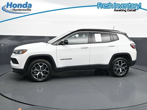 Used 2025 Jeep Compass Limited AWD/4WD image 6