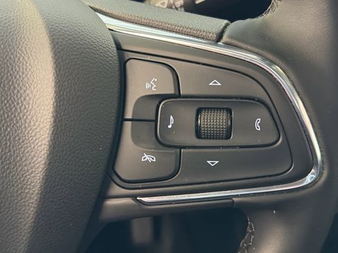 Used 2025 Buick Encore GX Sport Touring w/ Advanced Technology Package image 39