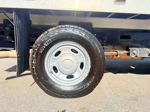 Used 2019 Ford F250 XL image 29