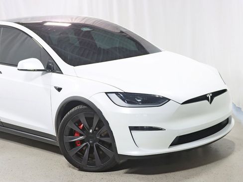 Used 2023 Tesla Model X Plaid AWD/4WD image 2