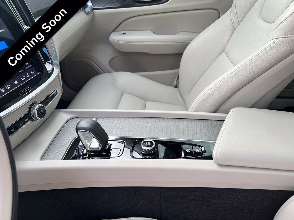 Certified 2024 Volvo V60 B5 Cross Country Plus w/ Protection Package Premier AWD/4WD image 14